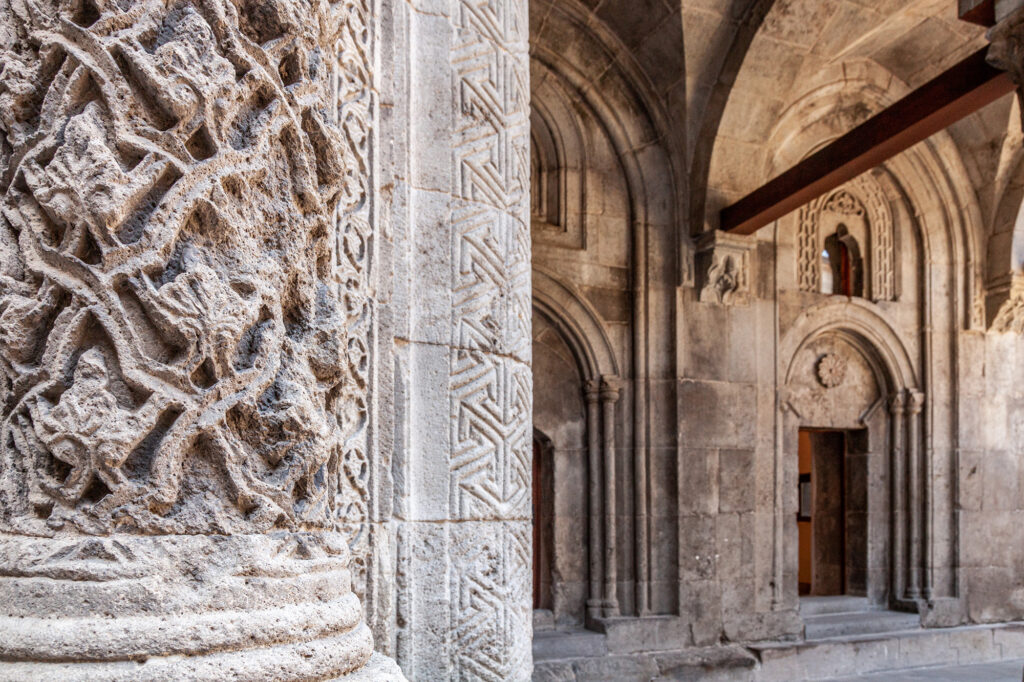 Çifte Minareli Medrese (Hatuniye Medresesi), Erzurum, Fotoğraf: Özlem Mengilibörü
